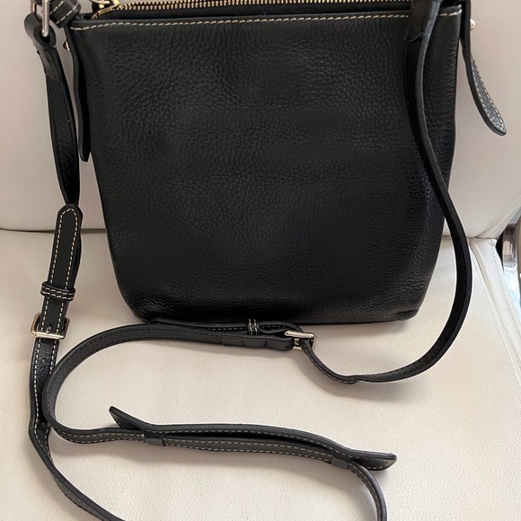 Dooney & Bourke crossbody bag and wallet - Picture 4 of 8